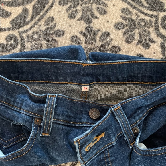 Levi’s size 29 cropped - Picture 3 of 3
